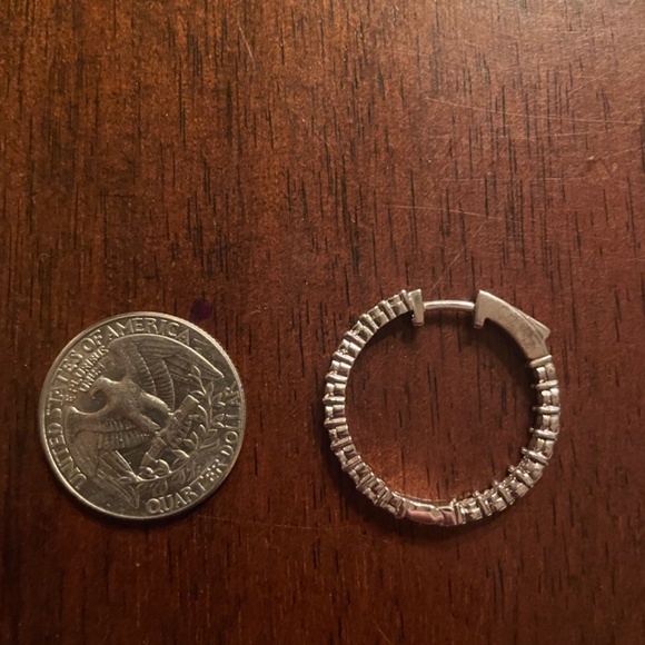 1/2 Karat Sterling Silver Earrings - Picture 2 of 3